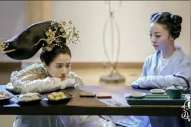 《凤囚凰》奇葩发型大盘点，缝纫机造型不算啥，最后一张才笑疯视频封面