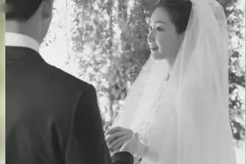 崔智友神秘老公身份被扒，竟是从事IT产业的程序员，让人惊讶！视频封面