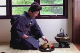 传入日本的宋代饮茶方式，《日本抹茶》。茶道在日本影响深远视频封面