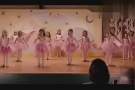 这就是孩子为什么需要爸爸的原因……尤其是女儿，太酷了！