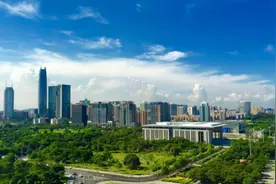 中国加班时间最多的6个城市 非常辛苦 你所在的城市上榜了吗？图片