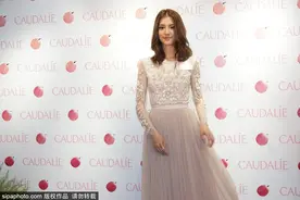 吴千语坦言酒后疯狂跳舞失控 父亲节也将与男友林峰爸爸庆祝图片