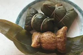 自制端午节鲜肉粽图片