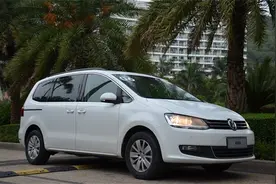 动力优秀空间灵活 试驾进口大众新夏朗图片