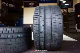 克服打滑，机增宽体C63更换TROFEO R 325 30 19轮胎图片