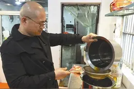 10多分钟废油变皂 一个来自路桥民间的“美丽实践”图片