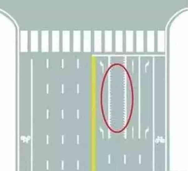 仙桃第一条带锯齿的车道：潮汐车道，怎么走？