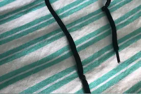 警惕 儿童服装上的 各种带子图片