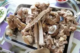 舌尖上的锡林郭勒盟美食——手把肉图片