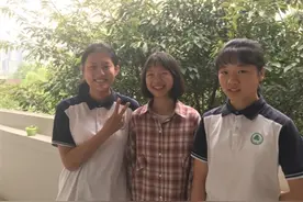 同学摔倒在中考体考跑道上 成都两女生主动停下扶起图片