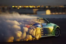 排气管的小问题如何解决？人人车教您解决办法图片