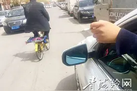 开车注意啦，抽烟也会被罚图片