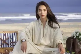 颜值即正义！娱乐圈中这些男明星都留过长发，有的让女生都自愧不如图片