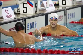 孙杨夺男子100米自由泳季军：从100游到1500，除了我没人能做到图片
