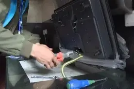 小区通了天然气 安装师傅却一味推销燃气灶？图片