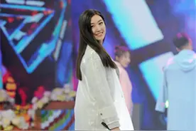 菅纫姿《快本》展才艺 上演美食抢夺战图片