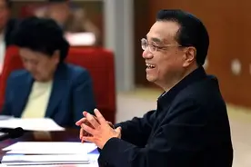 「文化」青岛小哥黄渤说了啥？李克强总理都笑了！图片