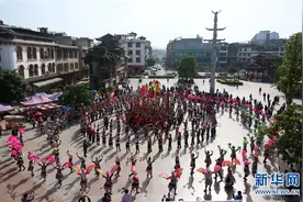 喜迎“三月三”图片