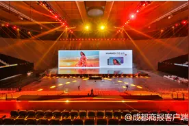 手机进化三摄像头   新旗舰营销聚焦拍照图片