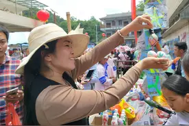 花街节｜这样的花米饭、花鸡蛋 你给吃过？图片