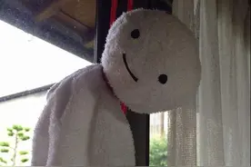 恐怖的扫晴娘传说，笑容变黑脸，预示灾难即将降临？图片