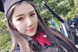 浙江财经大学校花应佳露，拍毕业照超漂亮，长发及腰飘逸动人！图片