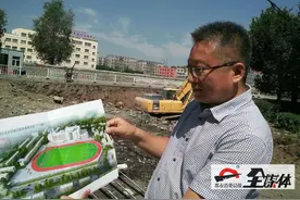 乌市十九中被马路隔成两校区，建师生专用通道更安全图片