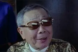 他是老港片中的一位老者，去世时香港大咖成龙、洪金宝亲自抬棺图片