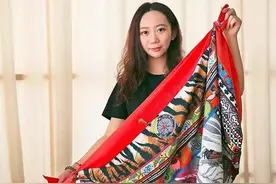旅行途中，教你如何用「丝巾」凹出百变造型！图片