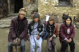 哑巴妇女照顾三个聋哑小叔子30年 情义感天动地图片