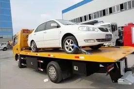 油表亮了你的车还能跑多远？四招教你，轻松应对图片
