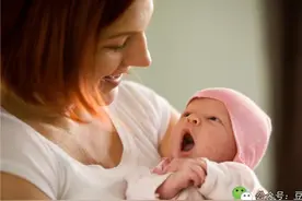 恨不得把宝宝的眼睛粘上？3招就能让他不再睡半小时就醒图片