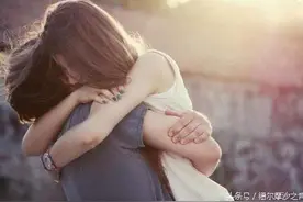 喜欢上小姨子，但老婆怀孕却不想离婚，该如何抉择图片
