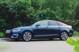 试驾林肯MKZ：现代美式豪华的演绎图片