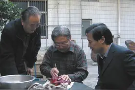 鸡血石为何上涨？如何鉴定鸡血石？图片