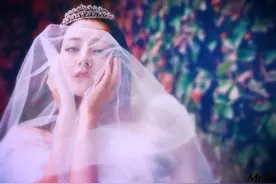 颜值爆表的迪丽热巴究竟是“女神”还是“女神经”？图片