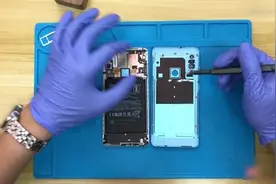 红米Note 5拆解：做工超预期/骁龙636露真容视频封面