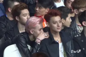 黄子韬和吴世勋在EXO亲如兄弟 这两人关系太好了