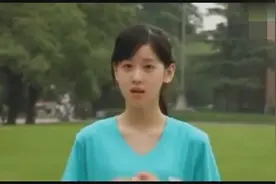 章泽天晒与刘强东合照狂撒狗粮，一脸笑容恩爱满满视频封面