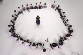 实拍韩国女孩对择偶的条件竟是这么的苛刻，最后你猜能留下几个视频封面