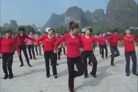 广场舞世上哪有树缠藤