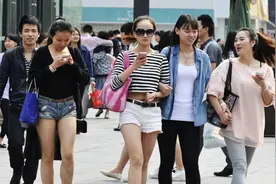 穿什么颜色衣服最旺运？2016穿衣着装风水指南图片