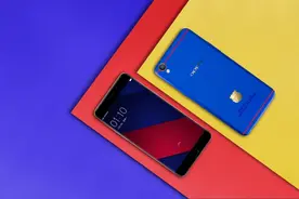 给巴萨球迷的礼物 OPPO这个定制版手机太帅了图片