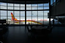 海南航空接收首架波音787-9梦想客机图片