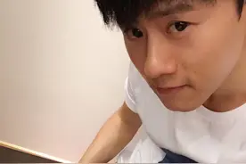 张杰婚后尽显好男人本色，上得了厅堂也下得了厨房，吃货一个图片