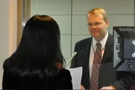 赴美留学，签证官的心思你猜不透图片