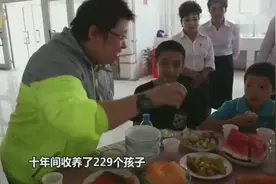 韩红：《天亮了》的小男孩，一直令我遗憾视频封面