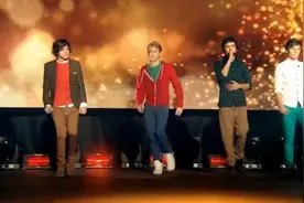 超带感！小破团演唱会现场，嗨翻了！图片