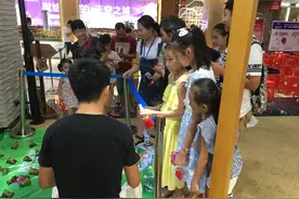你与陈奕迅的距离，只差这一步图片