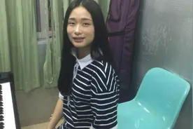 好听，陈学冬这首歌，郭敬明填词，李荣浩参与作曲，是小时代插曲图片